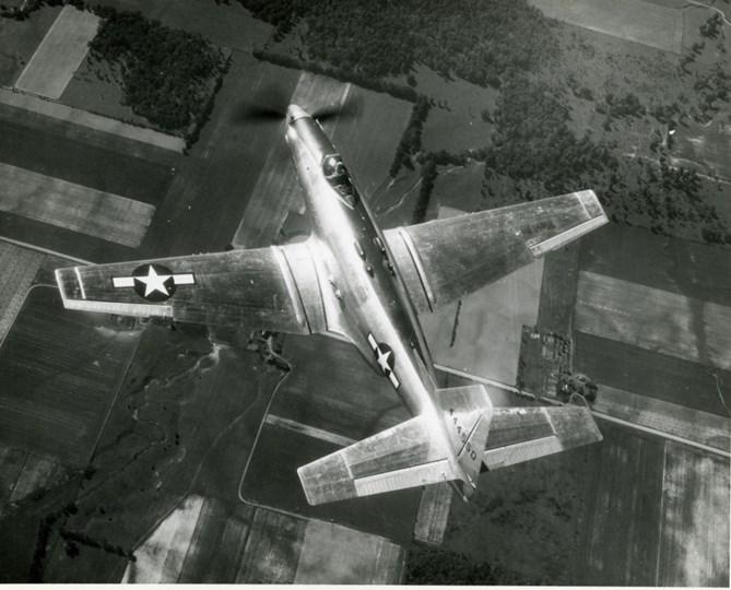 Flight tests in late 1943 revealed unsatisfactory performance with the first two XP-75 prototypes. At the same time, the Eagle s mission was changed to long-range escort.