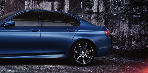 Introduction 2 THE BMW M5. Power delivery, torque and dynamics: the BMW M5 embodies pure athleticism.