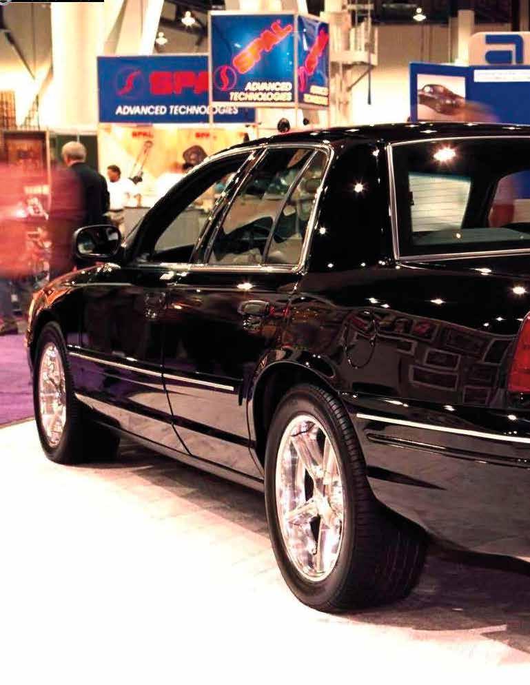 1998 In November 1998 at the Specialty Equipment Manufacturer s Association (SEMA) show in Las Vegas, Mercury unveiled a new Mercury Marauder concept car.
