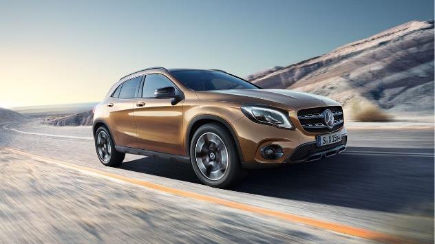 It is significantly bigger and romier than before and it bristles with Merc s latest technology, including