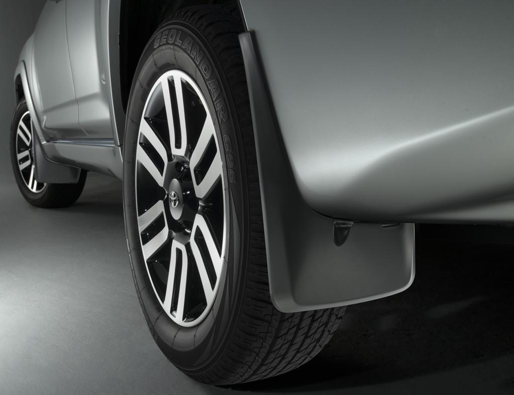 EXTERIOR 2 /11 Mudguards Help keep your lower side panels clean while protecting your paint against