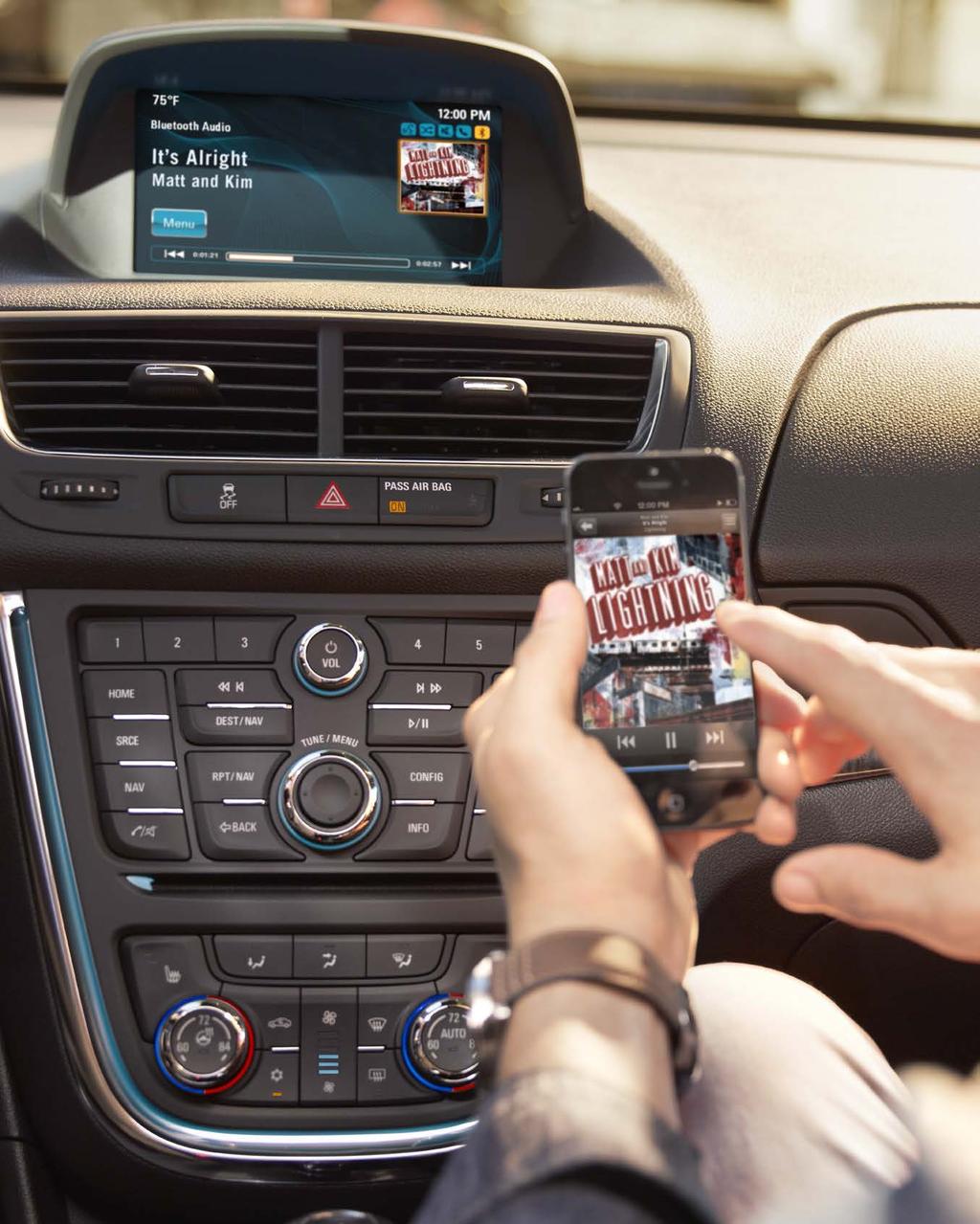 INTELLILINK WHEN LIFE IS 17 SEAMLESS Use your voice to control the Buick IntelliLink 1 interactive audio system or have the optional Navigation System 2 guide you to what you re looking for.