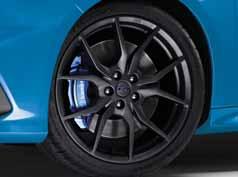 Multi-Spoke Alloy Wheels Michelin Pilot Super Sport Tyres 235/35 R19 Brake Calipers Blue Exterior Daytime Running Lights (LED) Dual RS Sports Exhaust Headlights Bi-Xenon Headlights with Adaptive