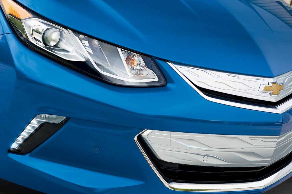 The new Volt elevates the look and feel of the firstgeneration vehicle in every way. Volt comes in two trim levels and with multiple colour and wheel choices.