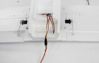 Join the two flap servo cables with a 'Y' harness and plug