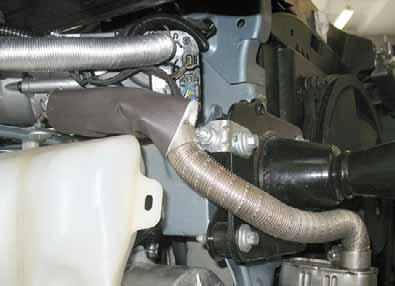 Slide exhaust-gas insulation on to exhaust pipe 5.