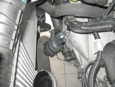 Install premounted circulating pump on original vehicle
