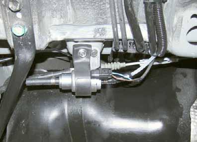 clamp [x] 5 Mounting of metering pump metering pump 4 5 4 40 Wiring harness of