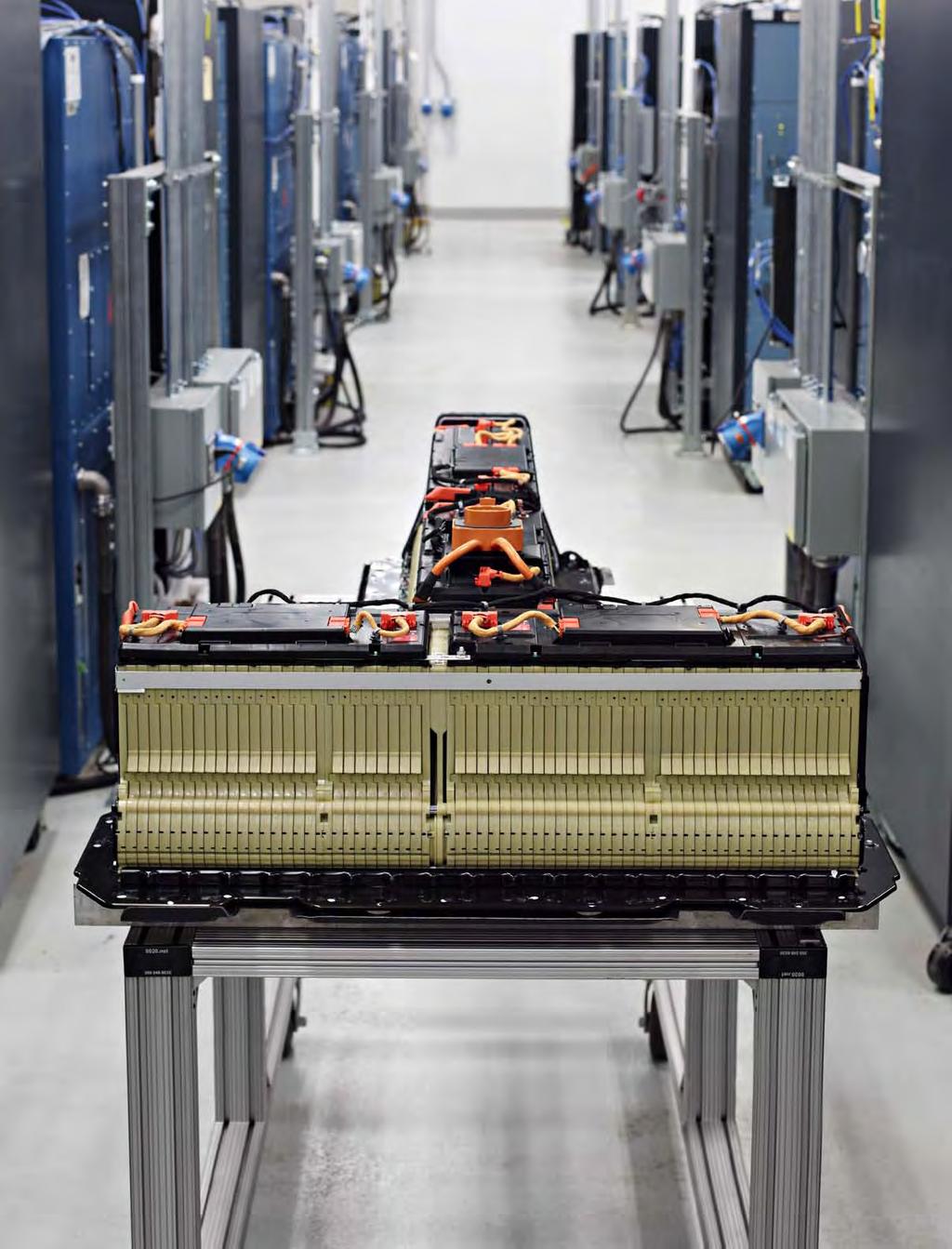 The Volt battery cosists of 288 lithium-io battery cells, each