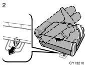 06 06.08 CY13206 CY13210 CY13211 REMOVING THIRD SEATS 1. Lower the head restraint to the lowest position. Fold down the seatback while pushing the seatback angle adjusting lever. 2.