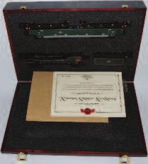 Lot 1014 1014 A Bachmann presentation box containing LNER lined green class B1 engine and tender Mayflower, with