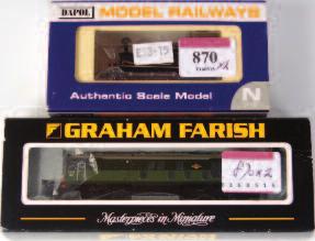 859 Hornby NSE livery class 86 electric locomotive, class 47 Co-Co diesel locomotive, 2 Mk2 and 2 BR blue/grey Mk2 coaches, some items in wrong boxes (G-BG) 55-65 860 14 various wagons most Hornby, 1