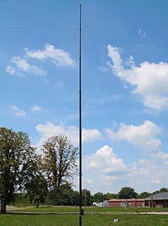 HEAVY DUTY The Quick Erecting Antenna Mast Heavy Duty (QEAM HD) is a high capacity field mast that uses a strap drive mechanism to extend the mast.
