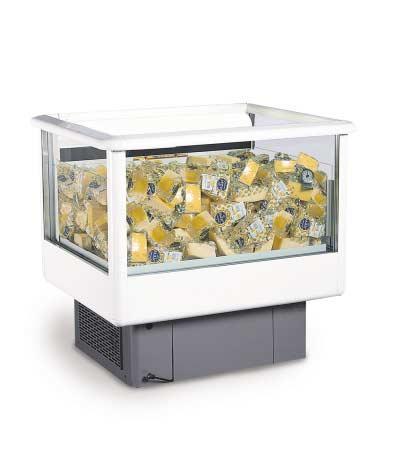 Medium temperature merchandiser COC 17/33 Open display unit for all types of pre-packed food.