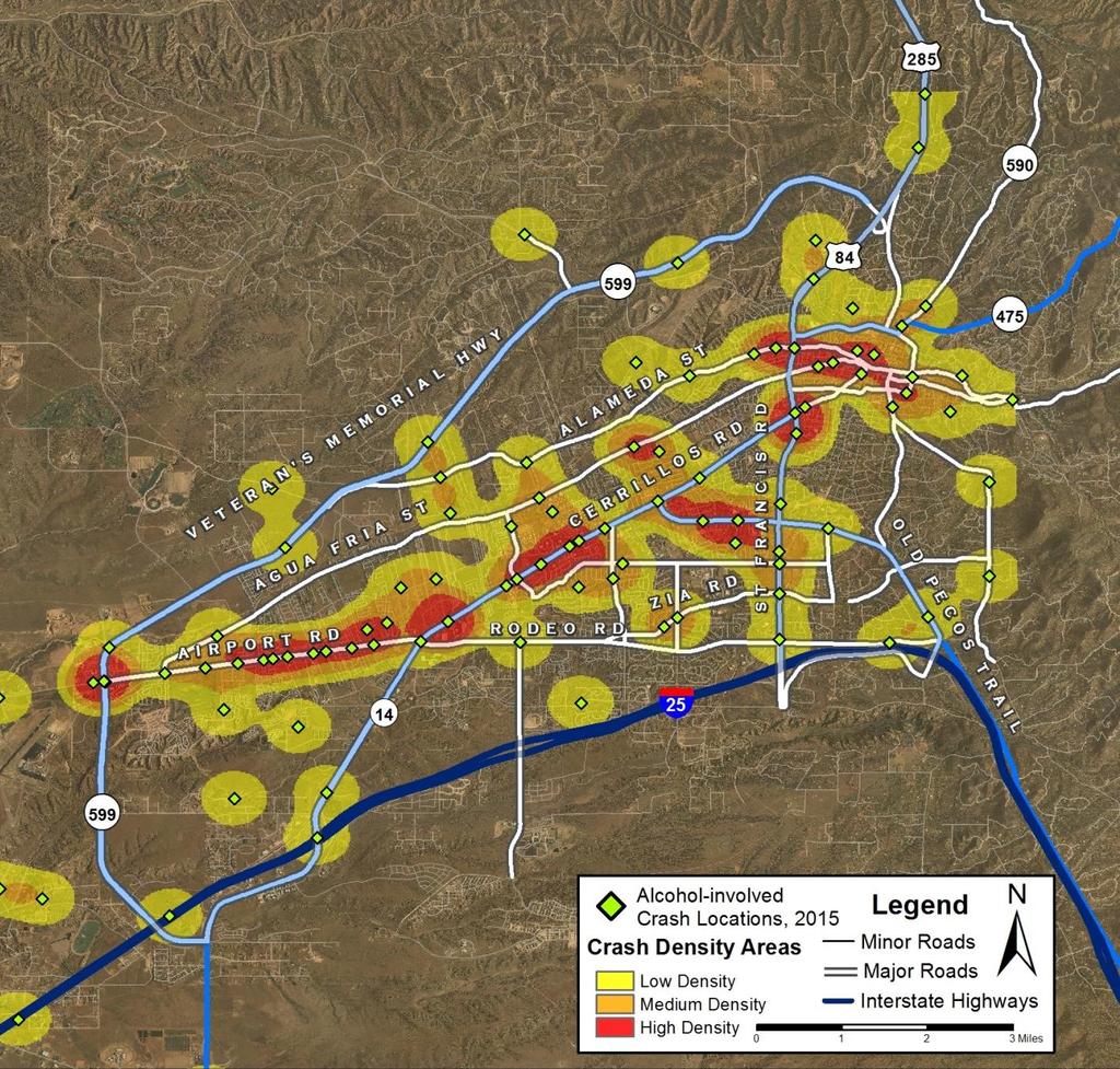 Crash Geography Maps Map 5: Location and Density of Crashes in Santa Fe, 2015 4 All maps are available in high-resolution color at tru.unm.edu.