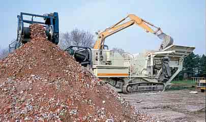 The LT1213 offers a new, more productive impact crushing method that also increases the scope of business opportunities available to contractors.