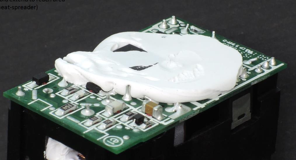 ❷ Silicon Adhesive should completely cover the TOP section of InnoSwitch to fill