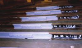 This steel with +13% magaese cotet develops a exceptioally wear-resistat surface, makig it suitable for the highest axle loads. The castigs are maufactured by a the voestalpie VAE affiliate, JEZ.