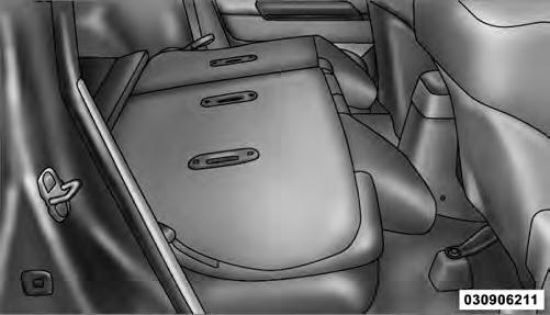 UNDERSTANDING THE FEATURES OF YOUR VEHICLE 137 WARNING! Be certain that the seatback is securely locked into position.