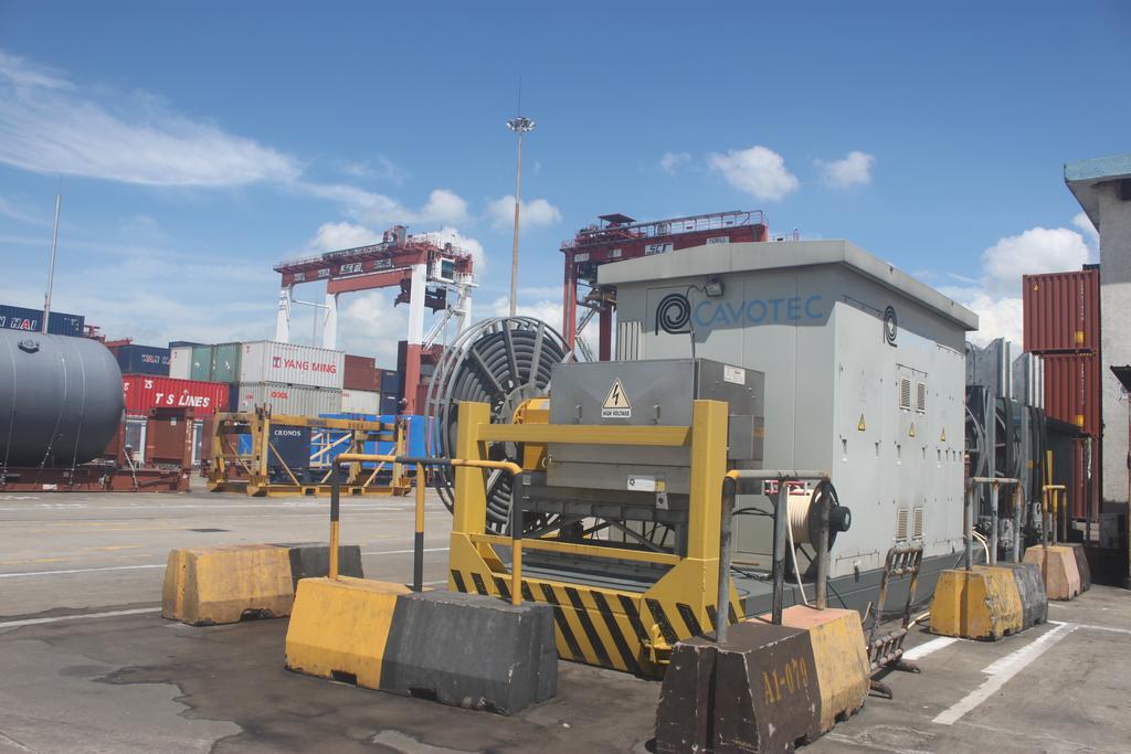 Shore power background Port electrification strategy to replace ship auxiliary engine use at berth Requires shoreside and shipside capital investments - - Shore power infrastructure in Shekou,