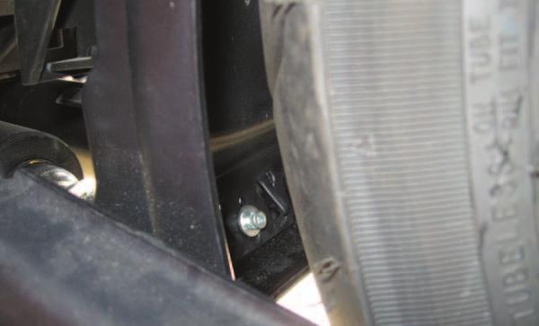 H IF INSTALLING THE AUTO TUNE KIT FOLLOW THESE STEPS: 13 Remove the bolt holding the rear mudflap in place (Fig. H).
