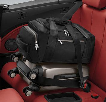 Backrest bag Ideal for driving with children on board.