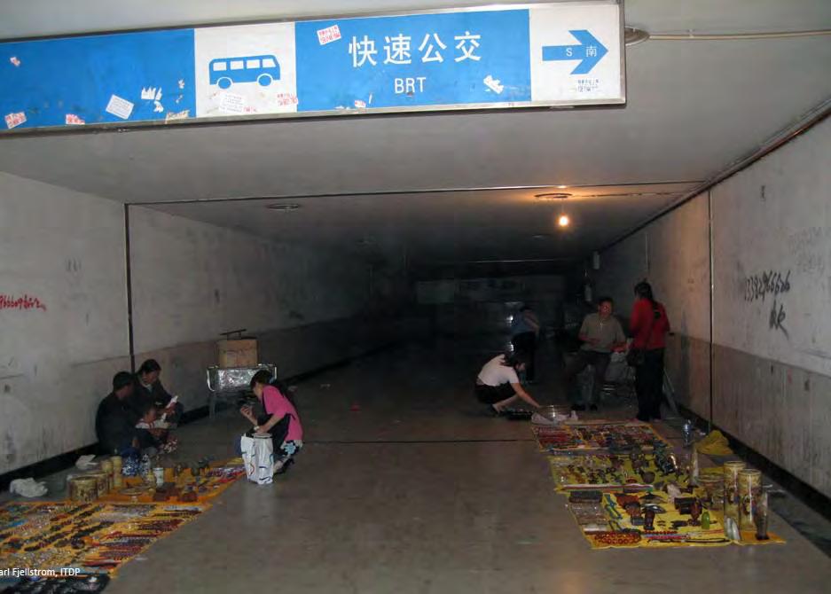 Pedestrian access tunnel