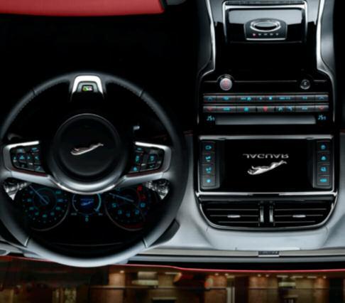 POSITION 5 INVITE THE CUSTOMER TO TAKE THE DRIVER S SEAT MESSAGE: The XE has an interior true to a Jaguar vehicle sporty and luxurious with quality materials throughout.