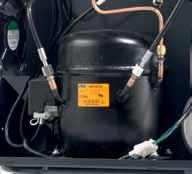 procedure Individual steps can be selected manually Fast and deep vacuum (Vacuum pump 283 l/min) Big oil bottles (2000 ml) Big internal refrigerant