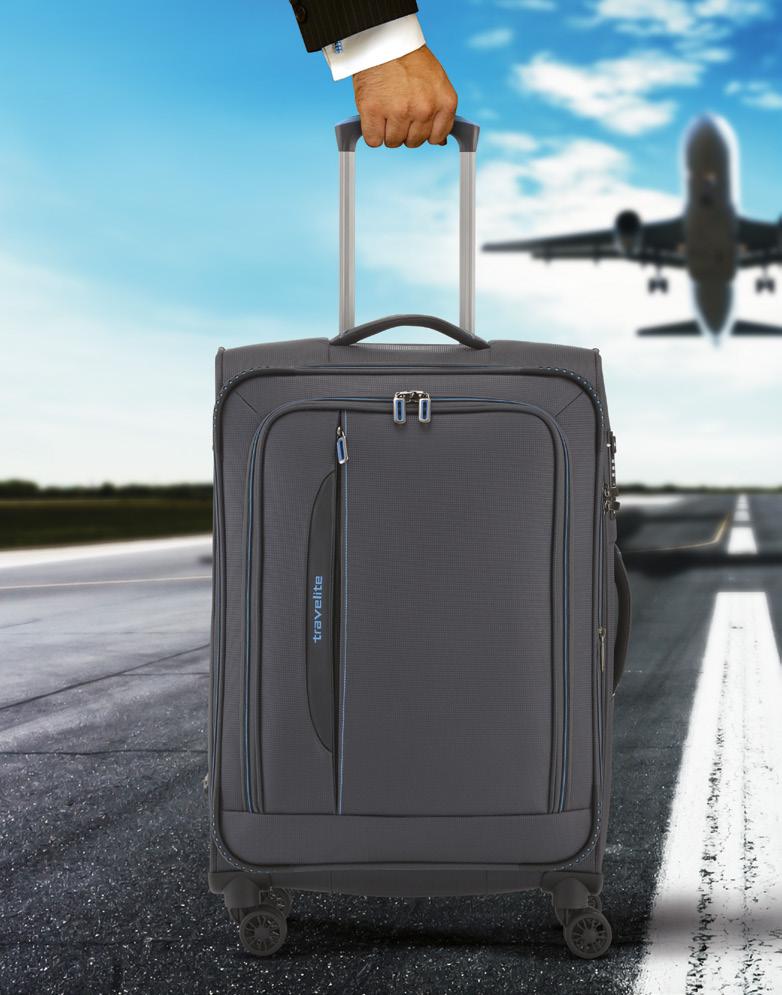 Laptop at hand, documents sorted, pen ready to sign everything has its place in an integrated spacious front pocket. The S trolley even has a compartment for up to 17-inch laptops.