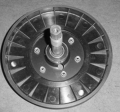 If the left hand bearing requires replacement, replace it with Precor part number 45441-103. The right hand bearing is part of the primary pulley assembly.