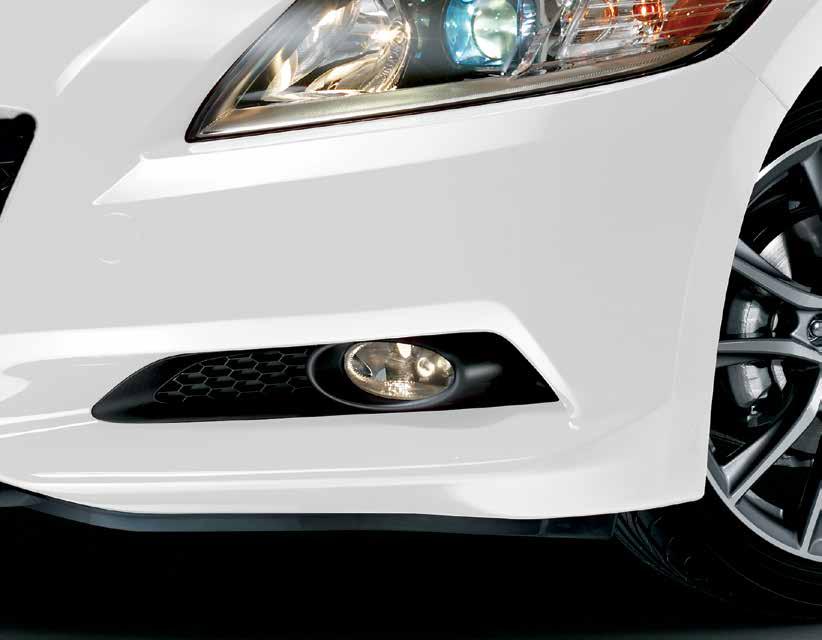 2014 CR-Z EXTERIOR ACCESSORIES FOG LIGHTS Increases visibility in poor weather conditions such as rain, snow and dense fog