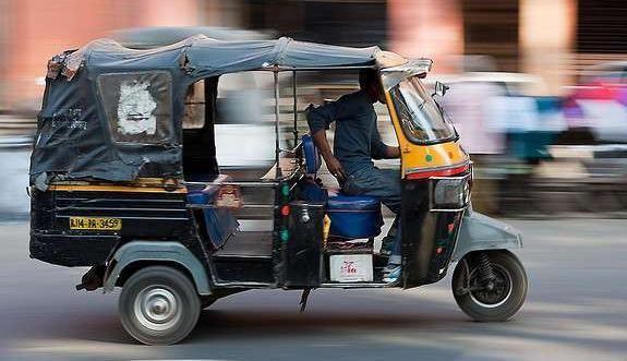 Electric vehicles in India Opportunity Indicators Market size of auto rickshaws (Source: WRI)