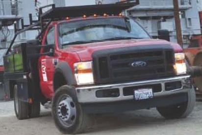 2012 MY F-Series Super Duty New Features and Mid Year Actions 2011 MY Mid Year Action Opened availability of F350 SRW Chassis Cab 10,000 lbs GVWR and below (Released trailer tow hitch with FCSD to