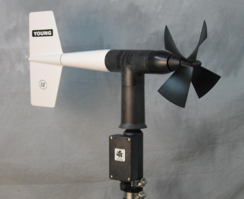 Slip rings and brushes are not used. The wind direction sensor is a durable molded vane.