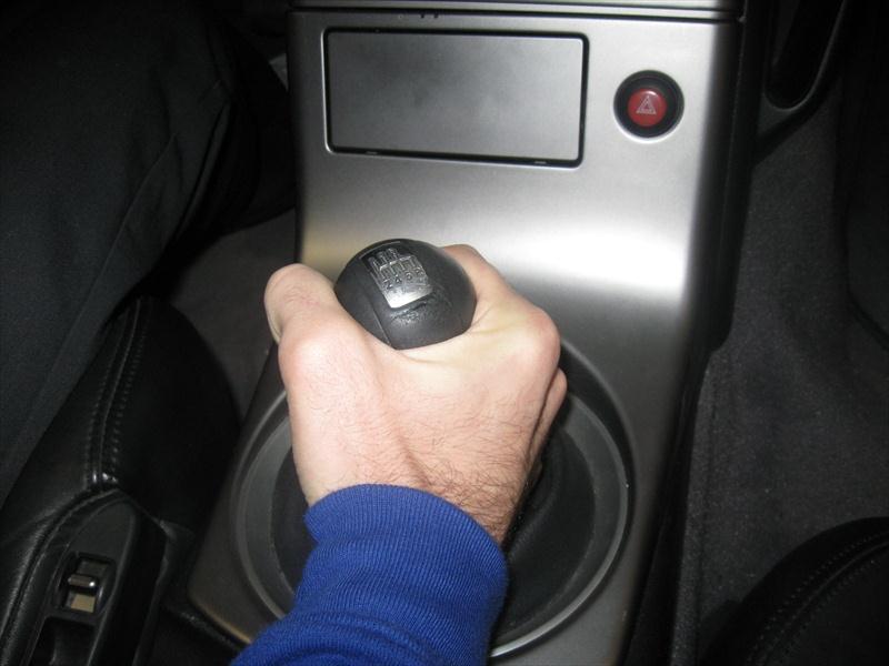 1. Remove the stock shift knob by rotating it counter clockwise.