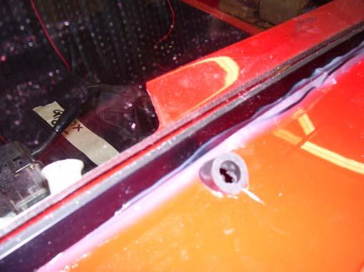 7. Before finally fitting the windscreen fillet you must seal the windscreen to the scuttle and seal around the windscreen wiper wheel box mounting rubbers to stop water ingress when operating the