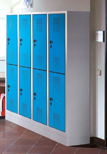 Lockers Interior is easy to cean because compartment sheves can be swept out smoothy with sturdy wardrobe rai made of ova profie and 3 twistproof hooks with system hoder, e.g.