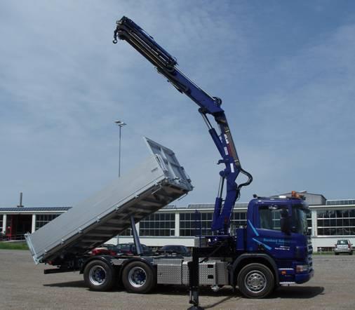 3 meters (40 4 ) and a lifting capacity of 720 kg (1587 lbs) and is in the medium crane range. Image 7 AK 240.