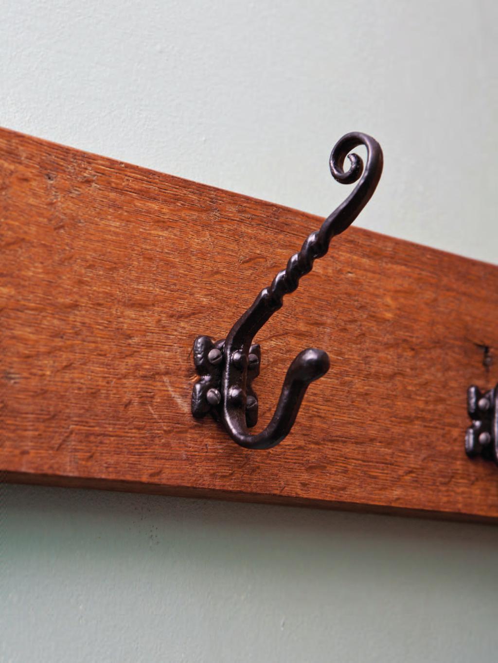 HOME CCESSORIES HOOKS