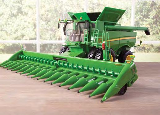 TBE45310 1:32 S690 Combine with Corn Head and