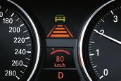 In addition, the active braking function ensures that the desired speed is not surpassed even when driving downhill.
