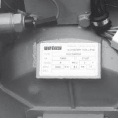 number and performance data are printed on the engine data tag.