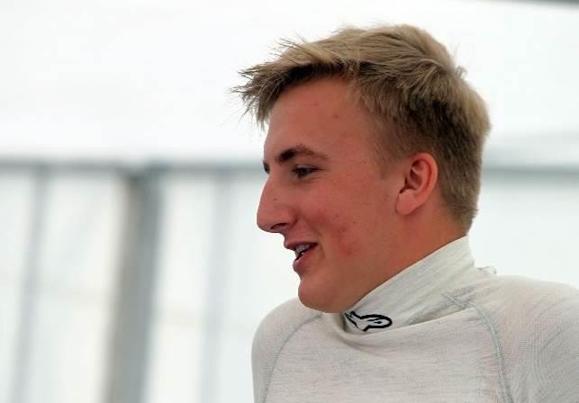 JAC S AMBITION To be a professional GT Racing Driver, competing at the top level of the sport PROFILE SUMMARY Jac grew up around motorcars in amongst his grandparents motor group and has