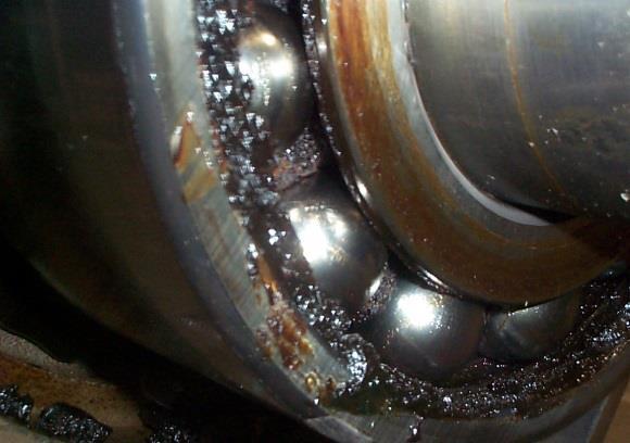 Bearing faults which can be detected with vibration analysis Excessive loads Over heating True brinelling False brinelling