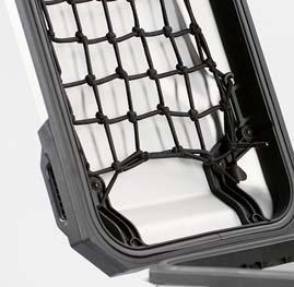 case size. For storage management inner bags for the case lid are available as well.