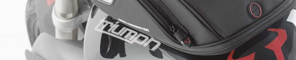 Integrated mesh compartment > Cable feed-through > Sturdy carrying handle > Zipper garage >