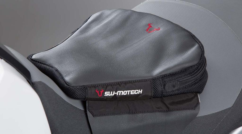 TRAVELLER Cushions 1 2 SEAT CUSHIONS AIRHAWK and SW-MOTECH in close cooperation have developed the next generation of motorcycle cushions: The