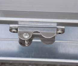 for load securing Locking bar for slotted tie-rail Ramp wall with ramp edge and espagnolette lock Fresh food cool unit up to
