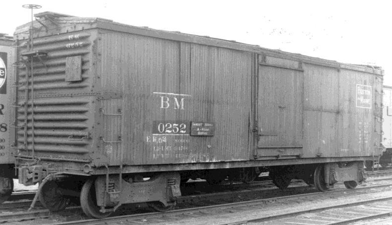 1407: BOSTON & MAINE Both photos: Boston & Maine Railroad Historical Society collections As with many other cars in this series, the Boston & Maine boxcars that resemble the 1400-series kits were all